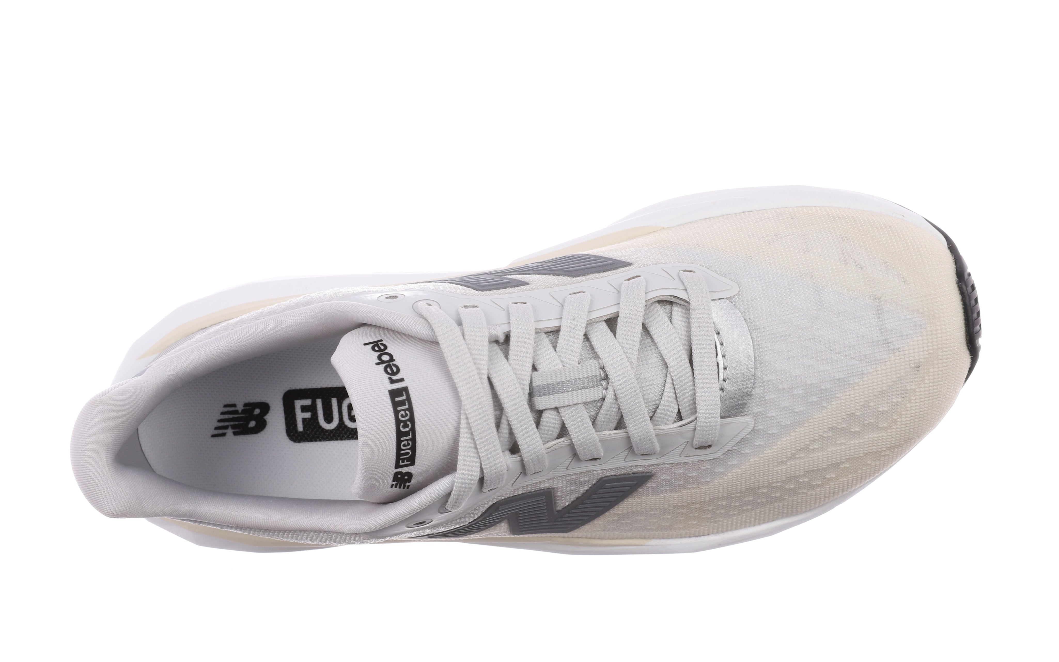 NEW BALANCE REBEL V5