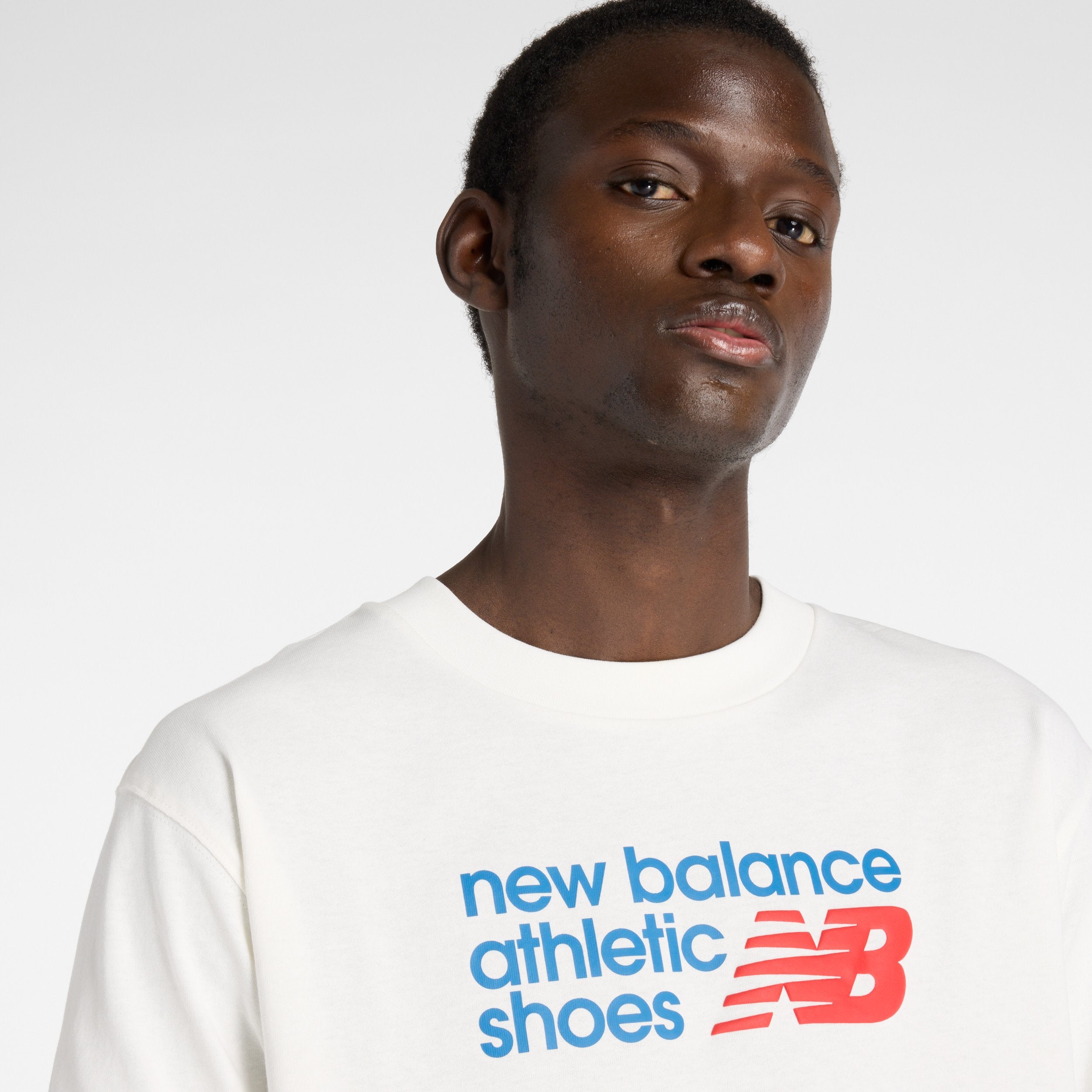NEW BALANCE ATHLETICS RELAXED PREMIUM CHEST LOGO T-SHIRT- SST