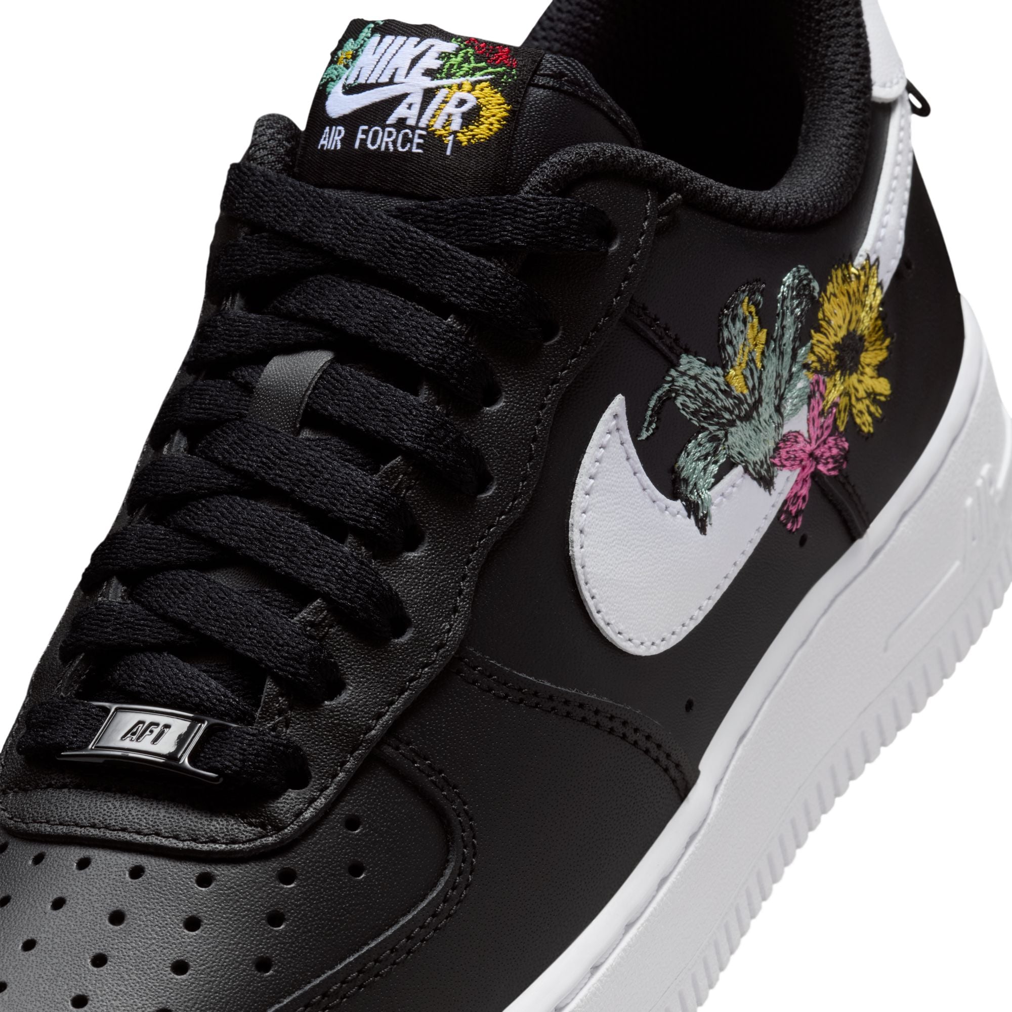 NIKE WOMENS AIR FORCE 1 '07 PREMIUM
