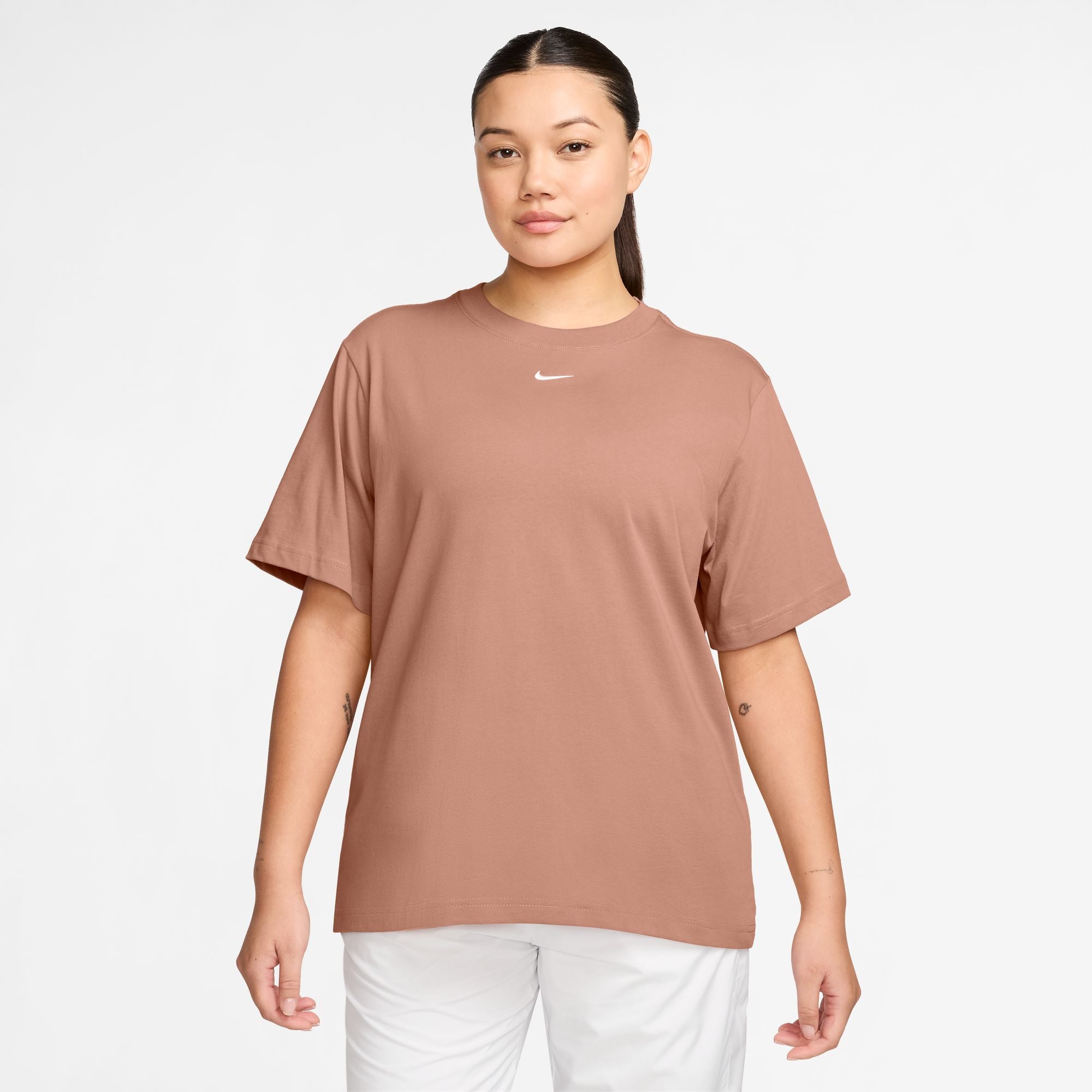 NIKE WOMENS ESSENTIAL TEE