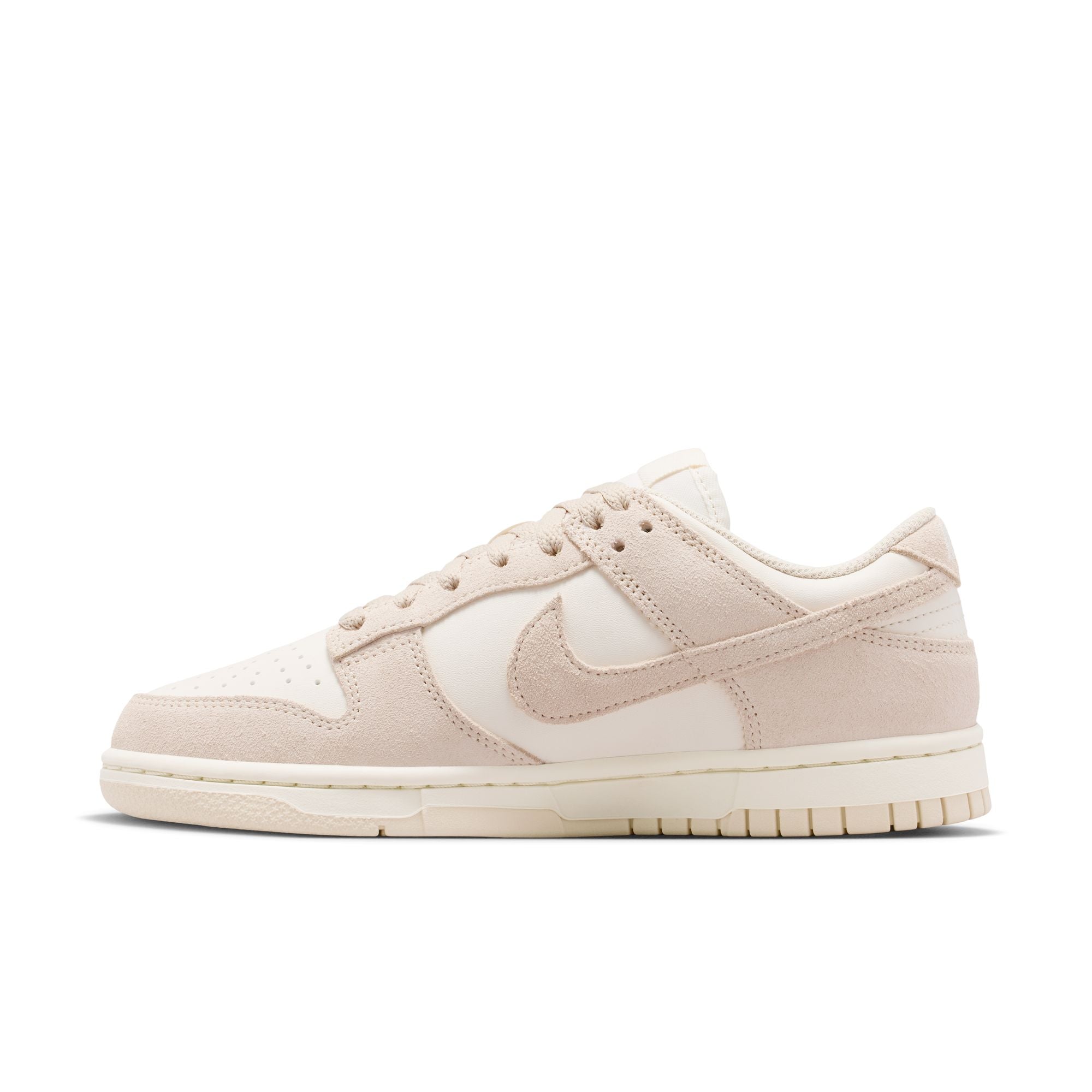 NIKE WOMENS DUNK LOW