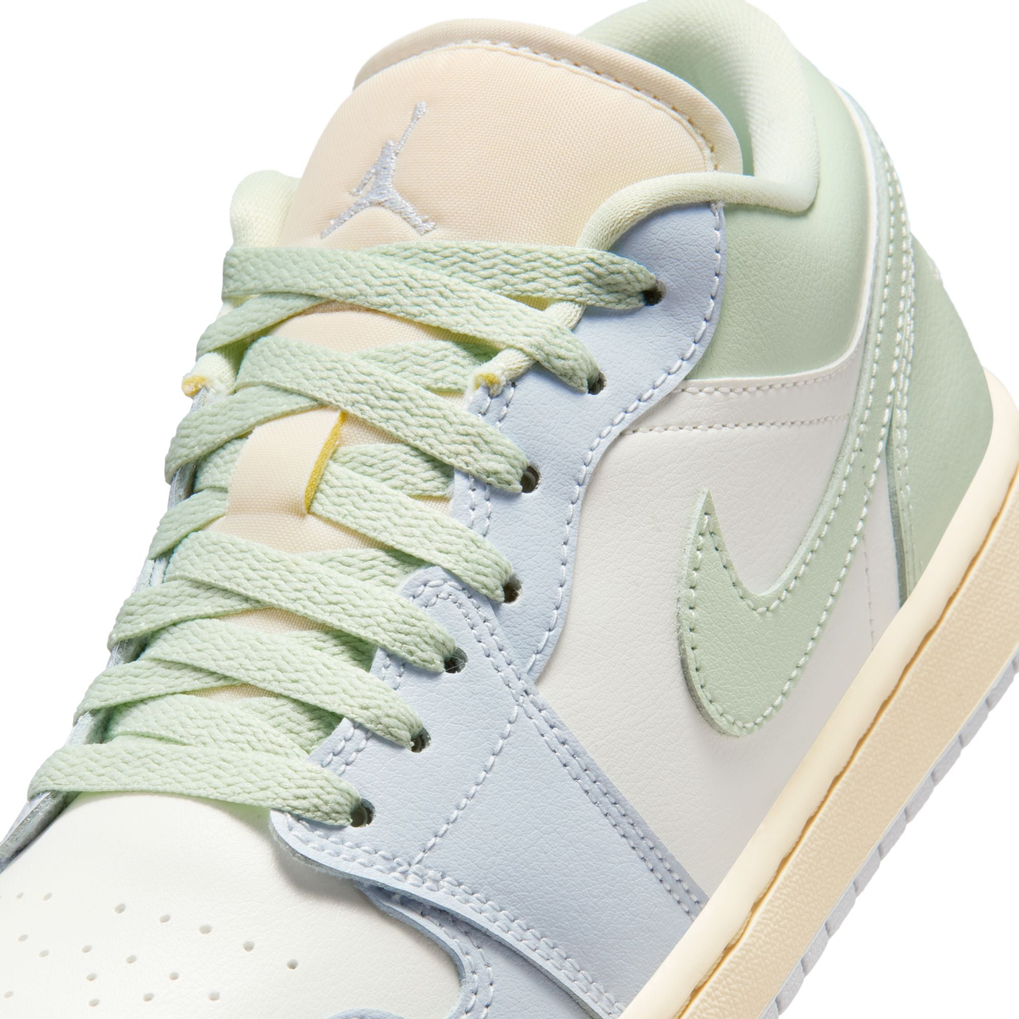 WOMENS AIR JORDAN 1 LOW
