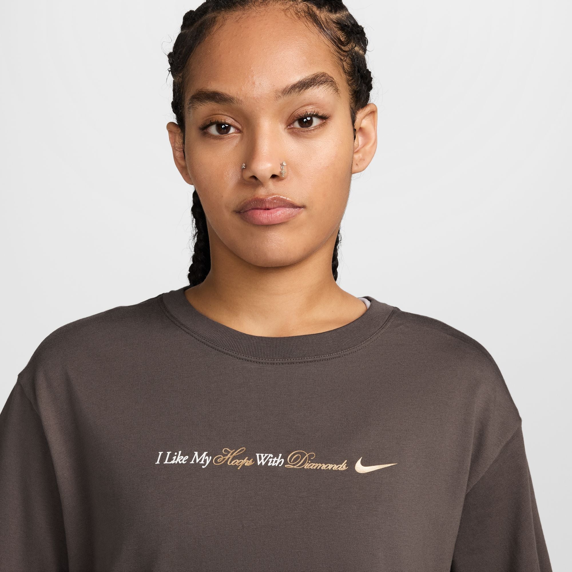 NIKE WOMENS BASKETBALL JEWELRY TEE