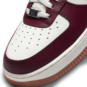 NIKE AIR FORCE 1 '07 LV8