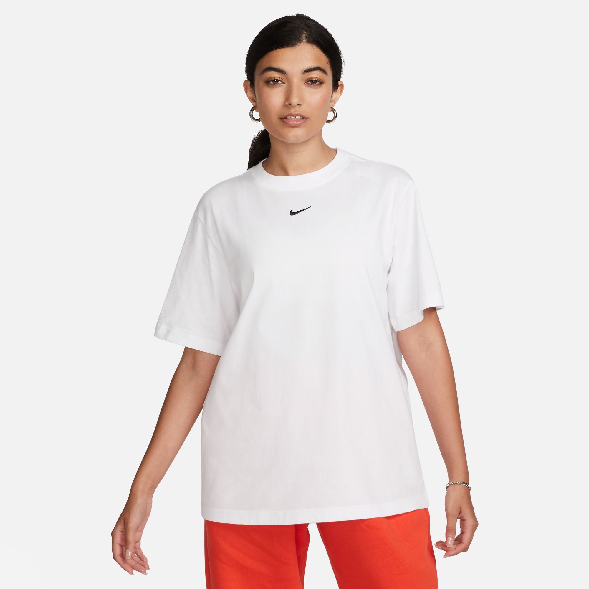 NIKE WOMENS ESSENTIAL TEE