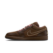 WOMENS AIR JORDAN 1 LOW SE