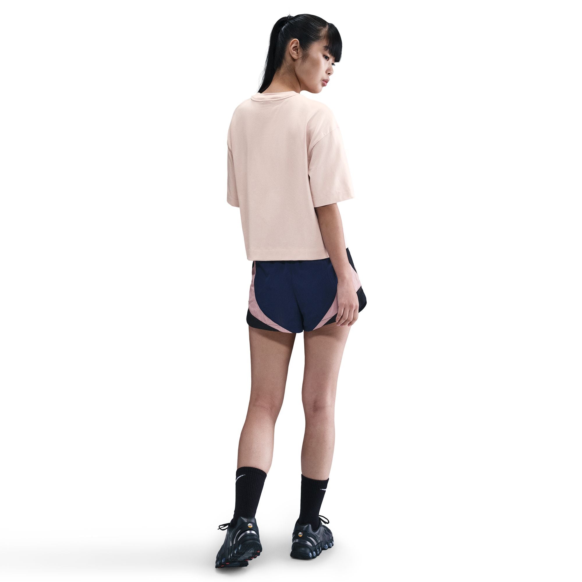 NIKE WOMENS LUXE BOXY TEE