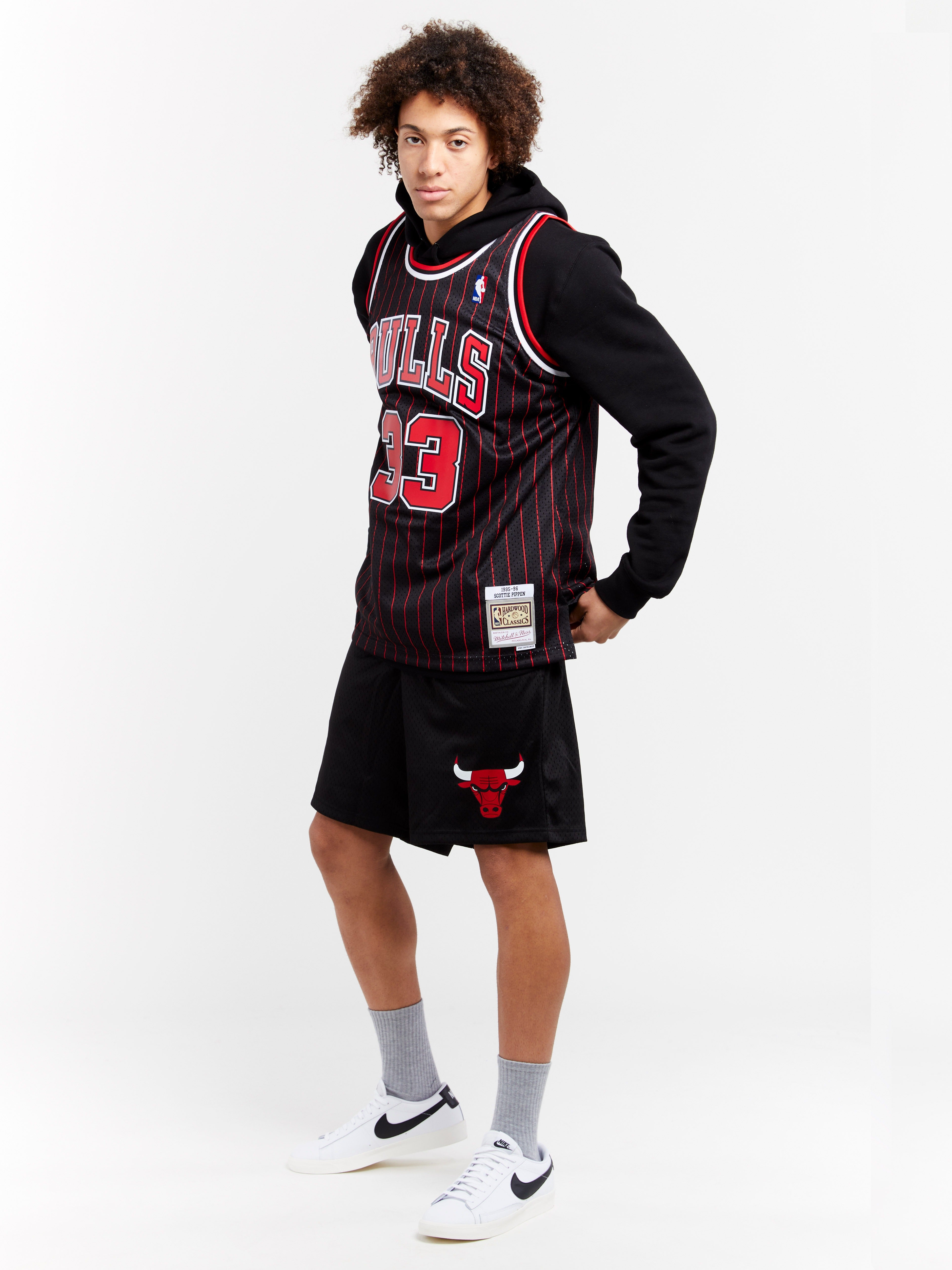 MITCHELL & NESS 95-96 CHICAGO BULLS ALTERNATE SWINGMAN JERSEY - PIPPEN