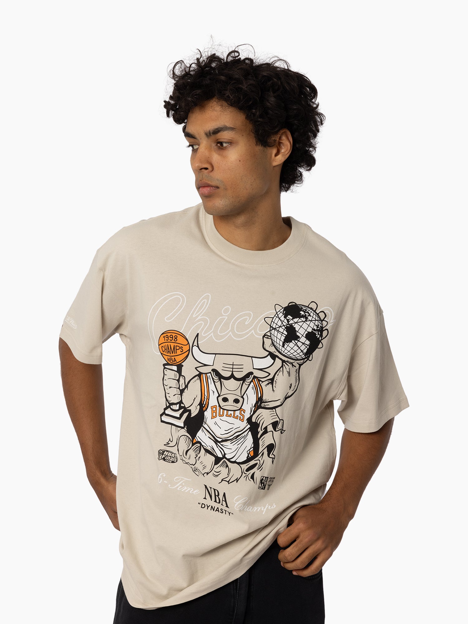 MITCHELL & NESS DYNASTY TEE BULLS