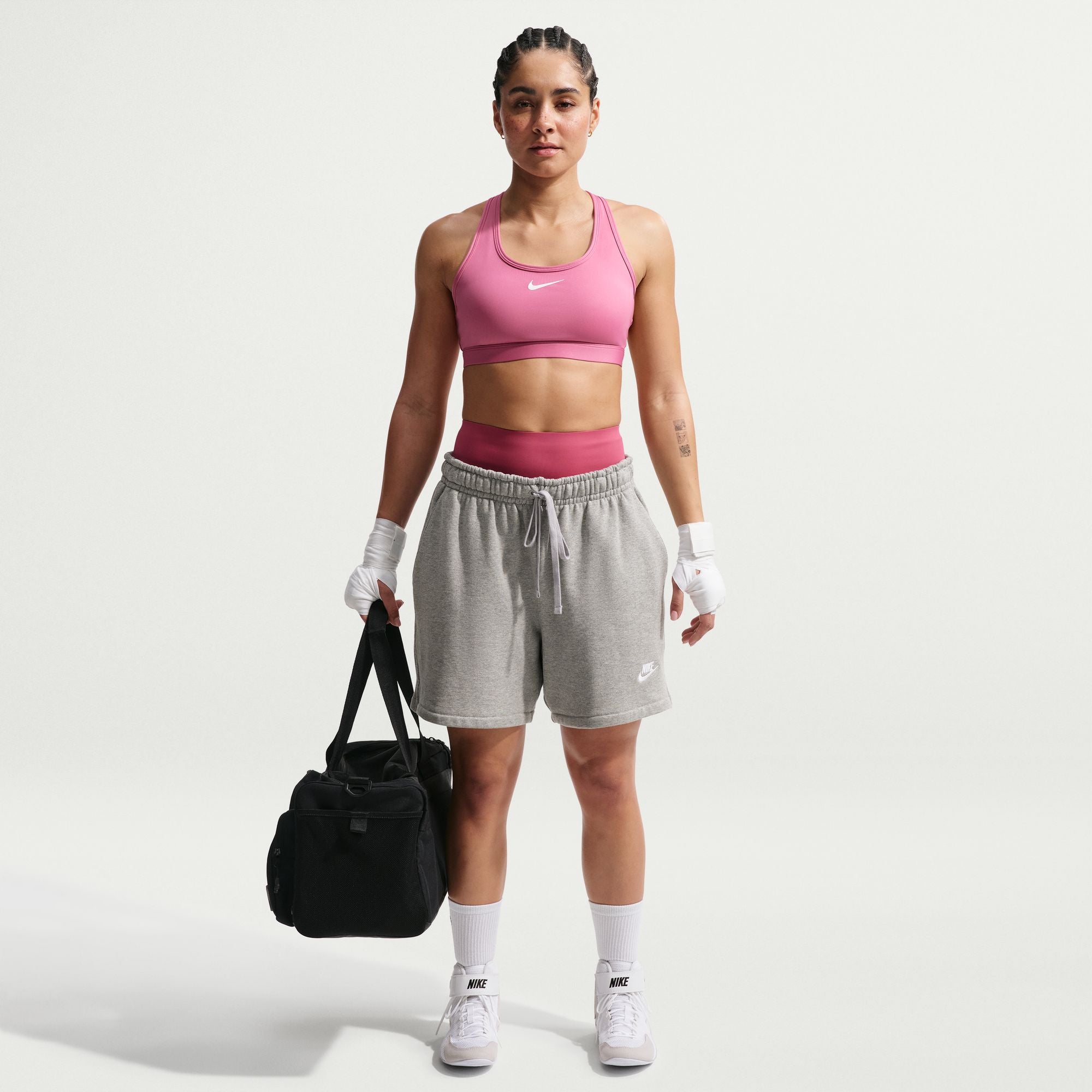 NIKE WOMENS SWOOSH MEDIUM SUPPORT BRA
