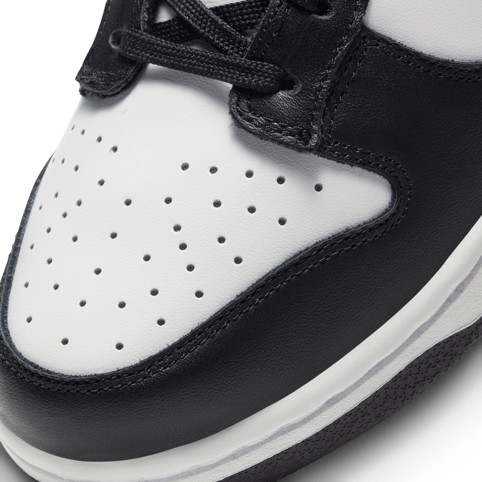 NIKE WOMENS DUNK LOW