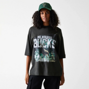 NEW ERA NBA WASHED GRAPHIC TEE - MILWAUKEE BUCKS