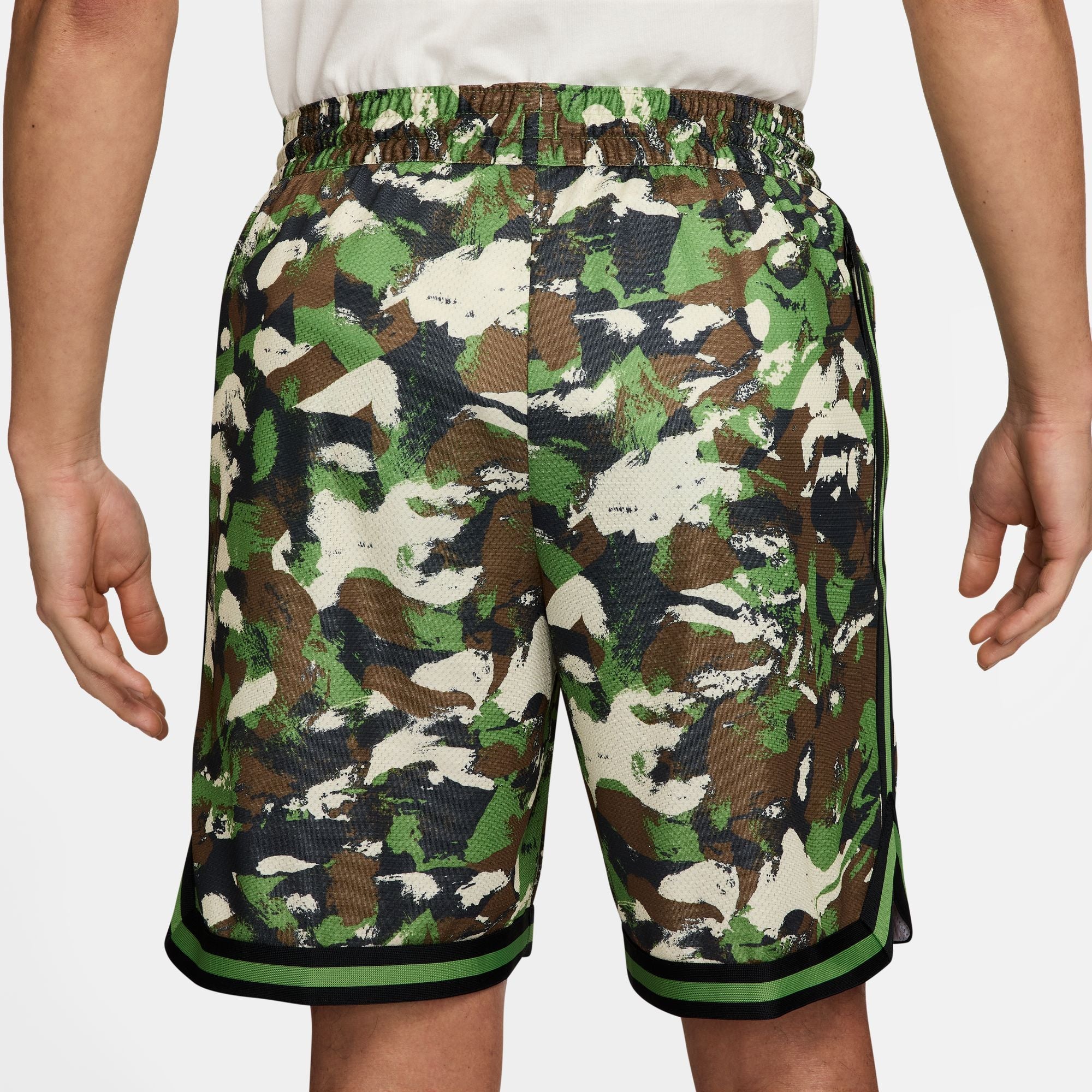 NIKE MENS DRI-FIT DNA 8IN SHORT ALLOVER PRINT