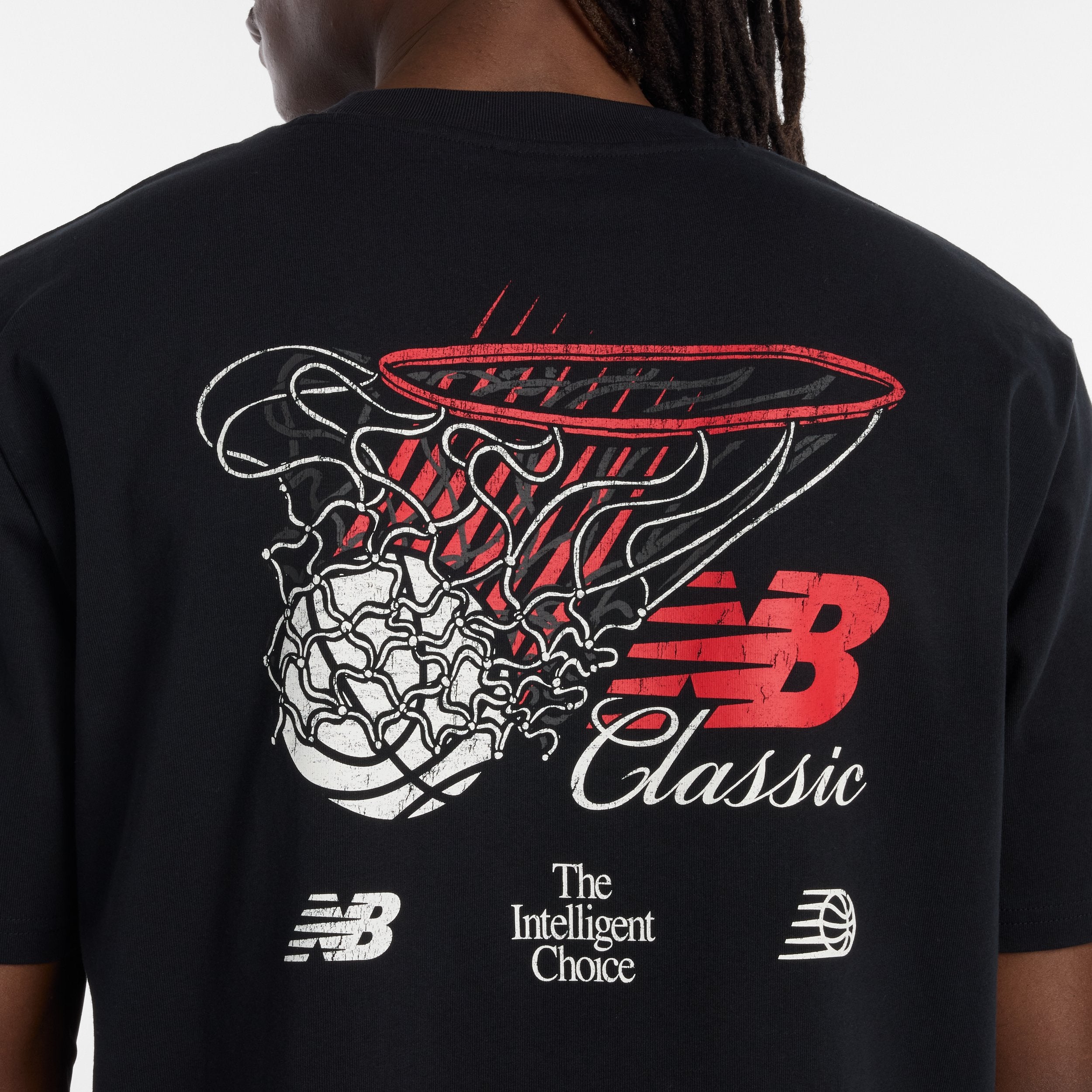 NEW BALANCE HOOPS CLASSIC GRAPHIC T-SHIRT