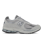 NEW BALANCE 2002R