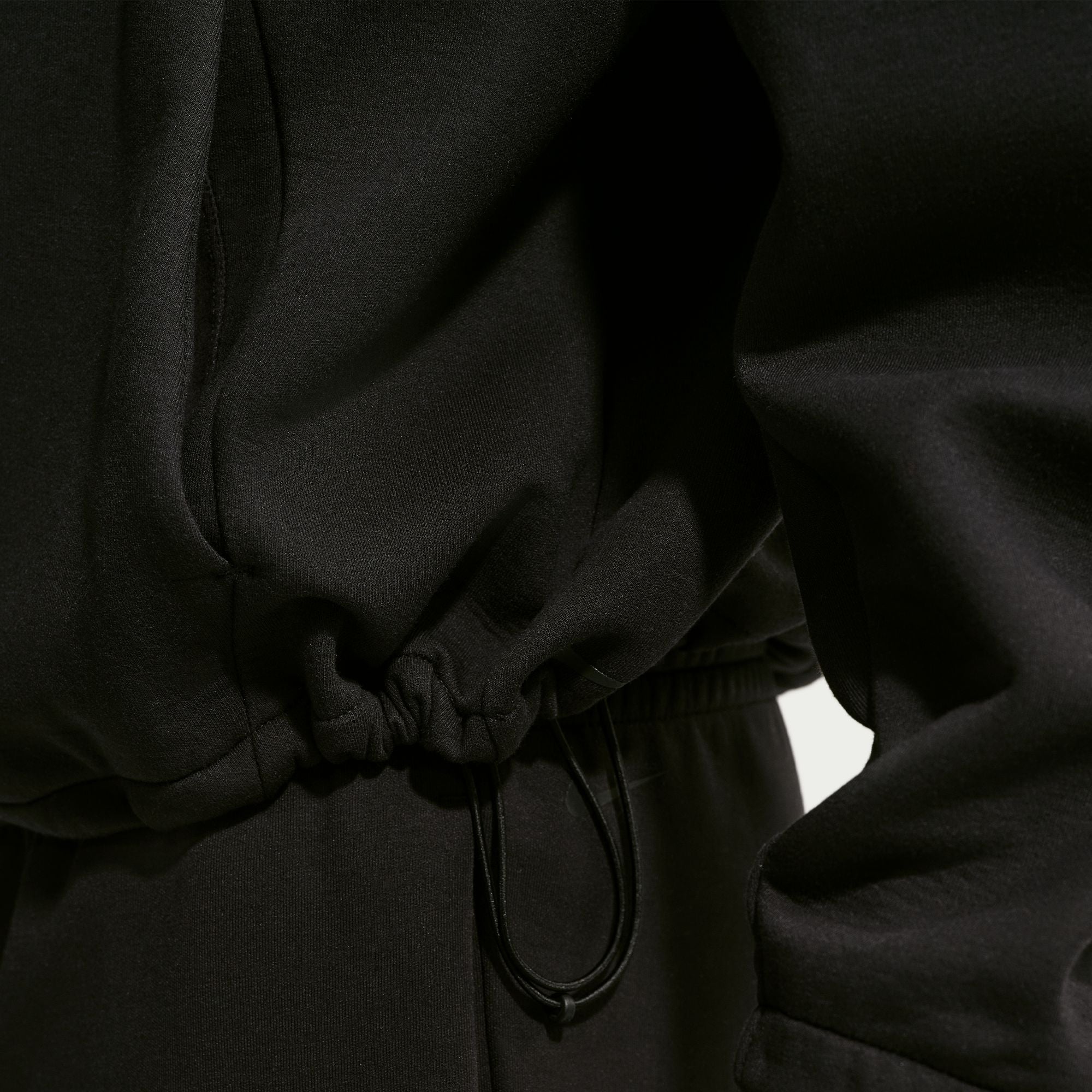 NIKE MENS KOBE DRI-FIT MAMBA HOODIE