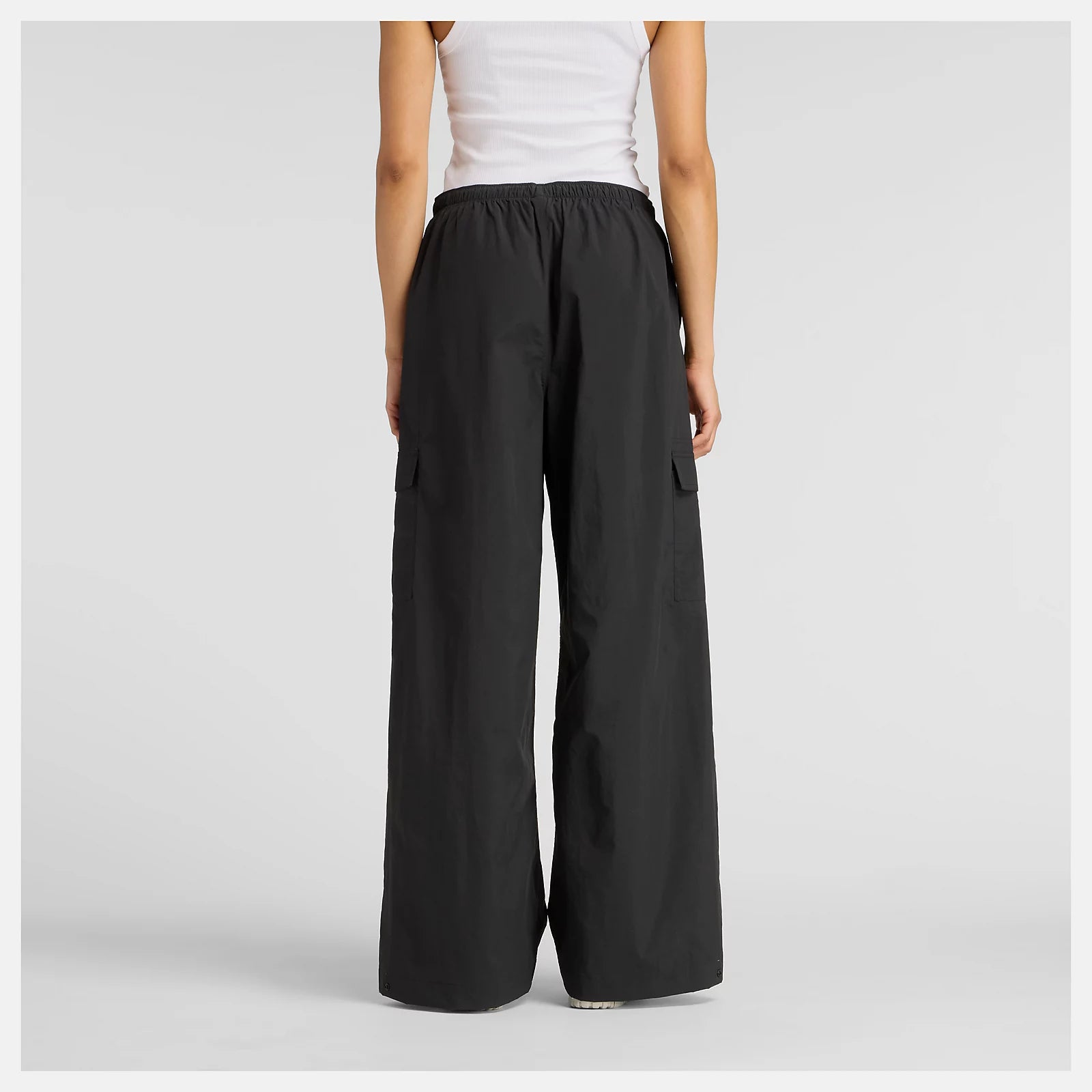 NEW BALANCE WOVEN CARGO PANT